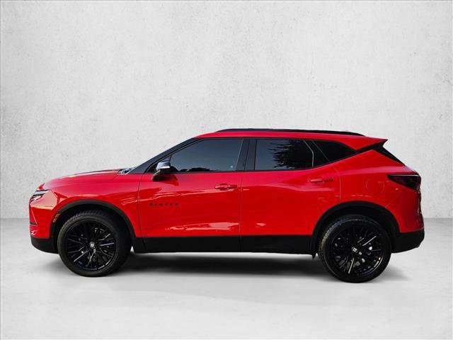 Used 2024 Chevrolet Blazer LT w/ Midnight/Sport Edition FWD image 9