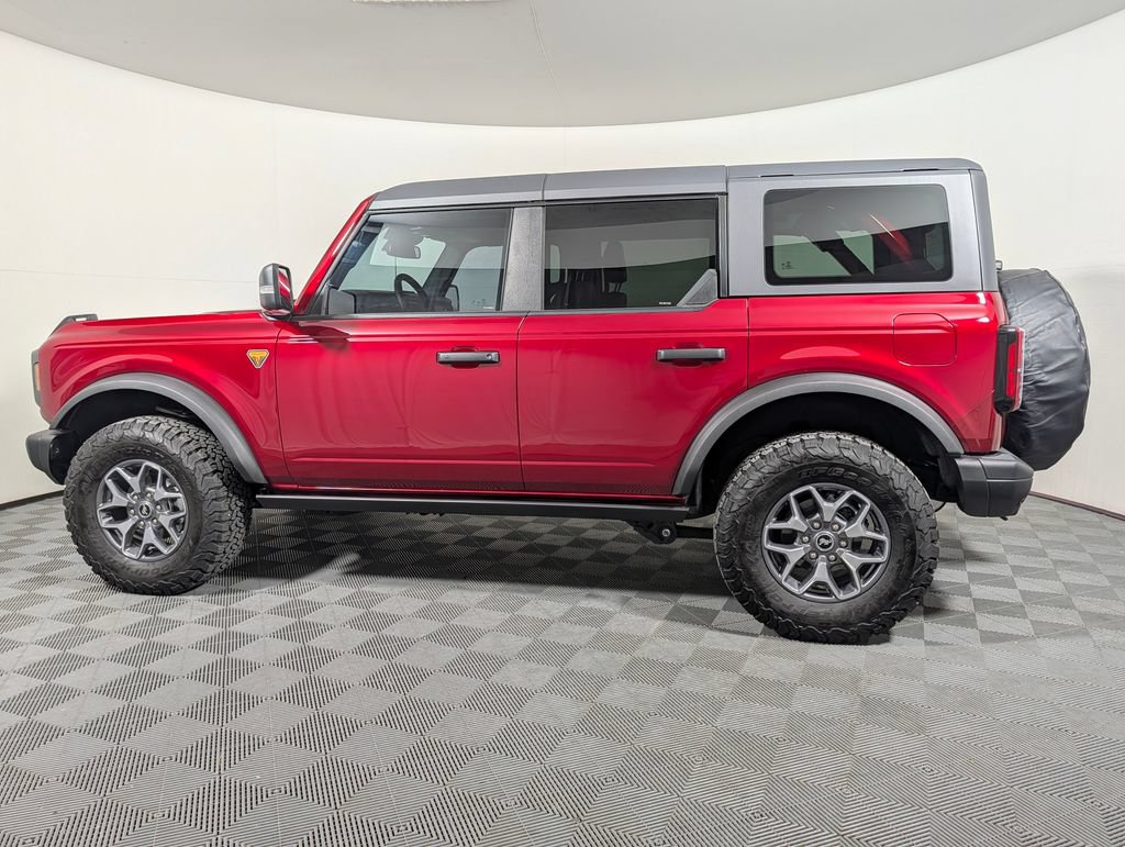 Certified 2025 Ford Bronco Badlands AWD/4WD image 5