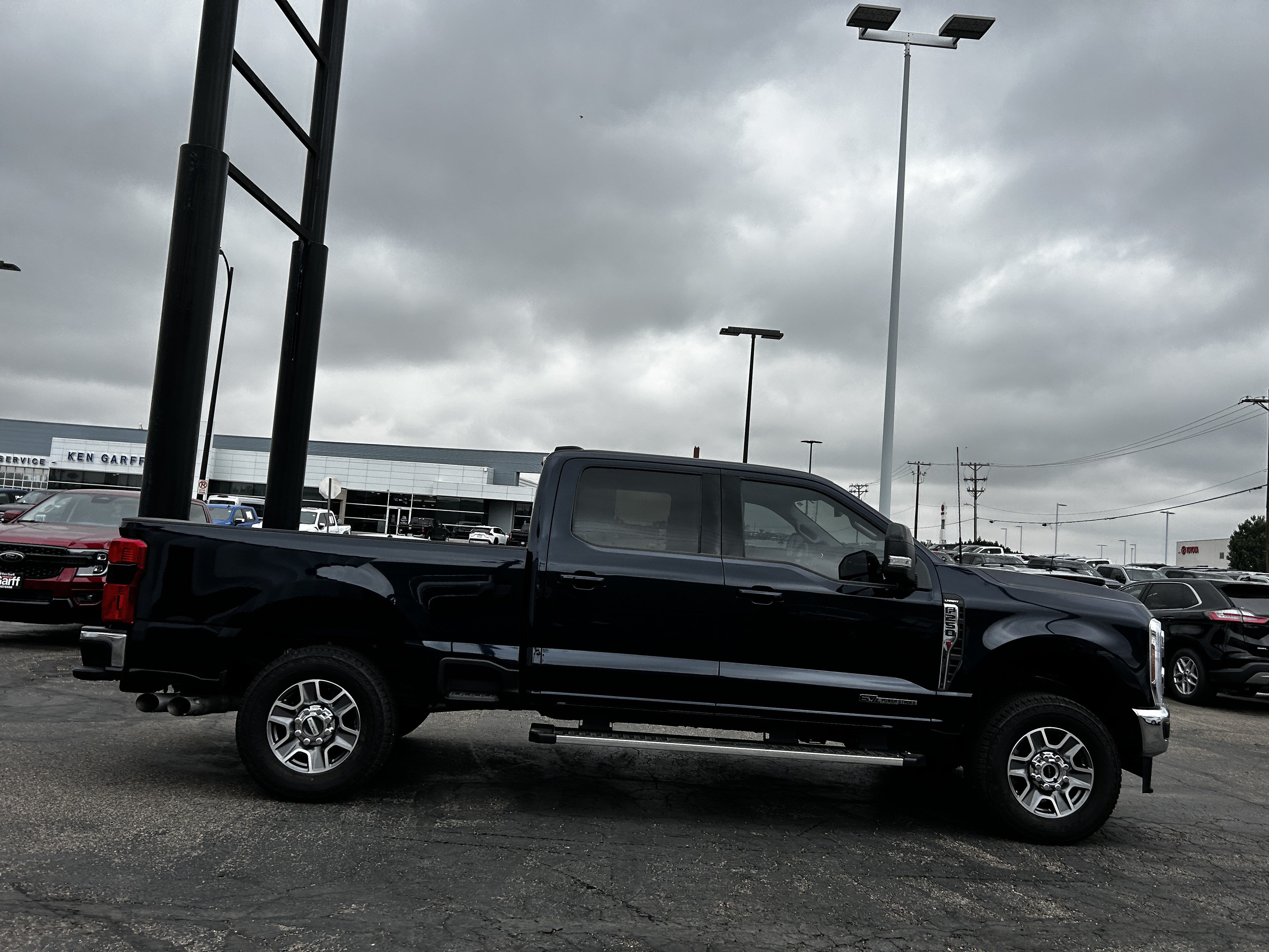 Certified 2025 Ford F250 Lariat AWD/4WD image 7