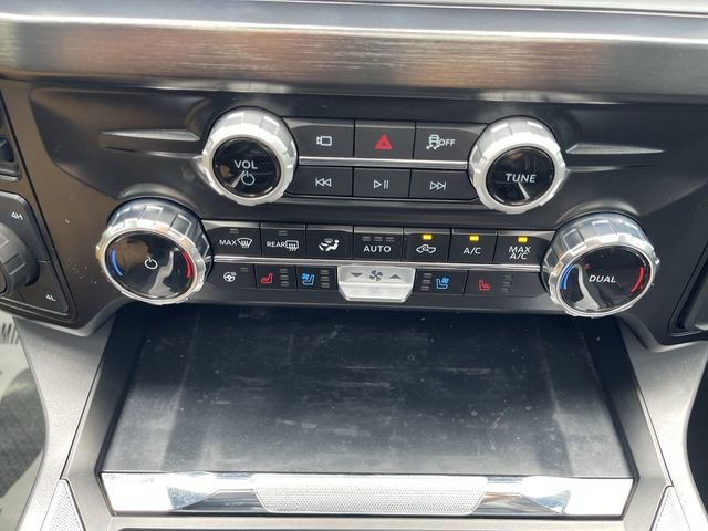 Certified 2025 Ford F250 Lariat w/ Lariat Ultimate Package AWD/4WD image 20