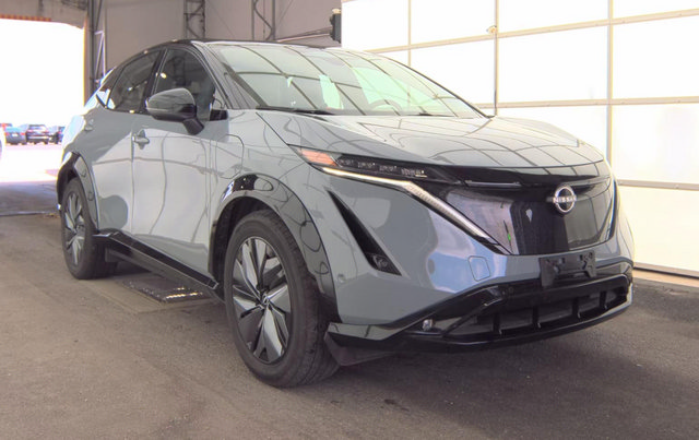 Used 2023 Nissan Ariya AWD/4WD image 2