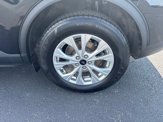 Certified 2023 Ford Escape Active AWD/4WD image 11