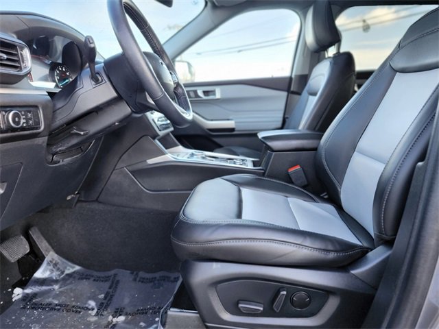 Certified 2023 Ford Explorer XLT w/ Equipment Group 202A image 20