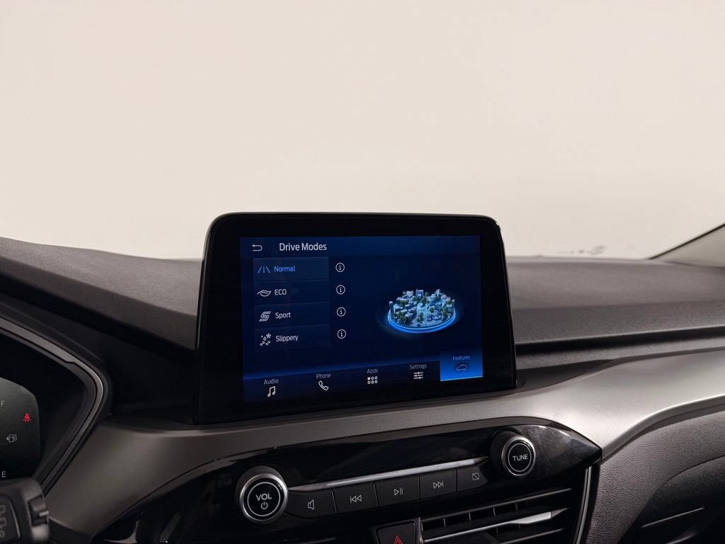 Certified 2025 Ford Escape Active AWD/4WD image 31