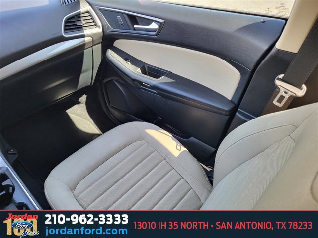 Certified 2022 Ford Edge SE image 15