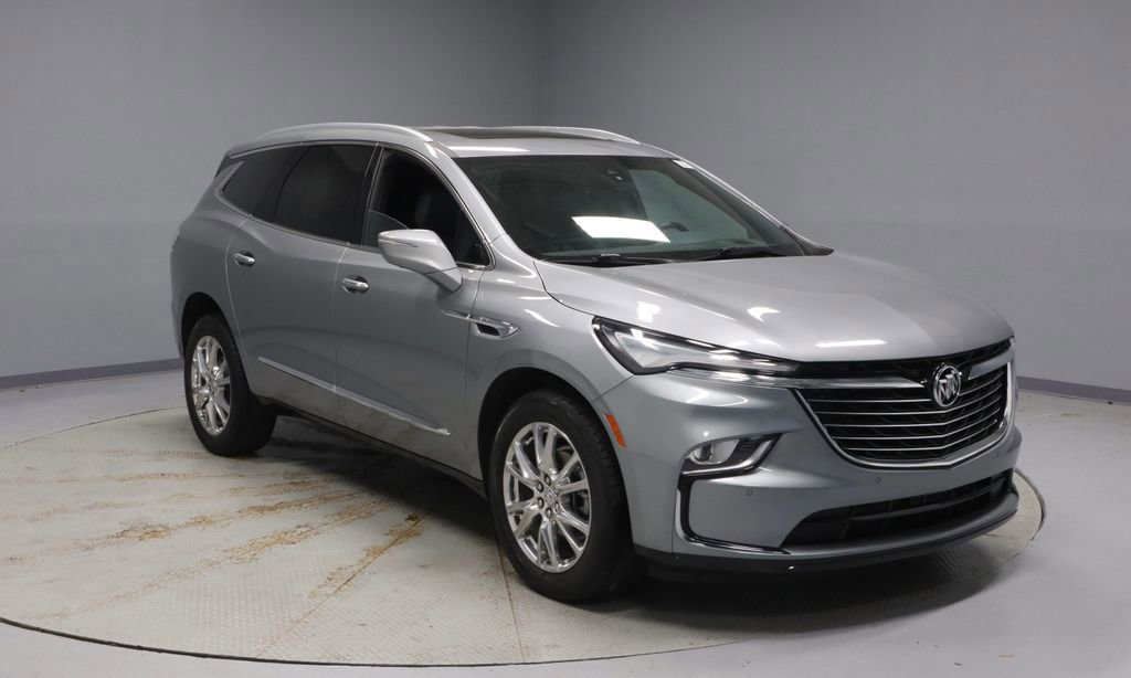 Used 2023 Buick Enclave Premium w/ Experience Buick Package AWD/4WD image 7