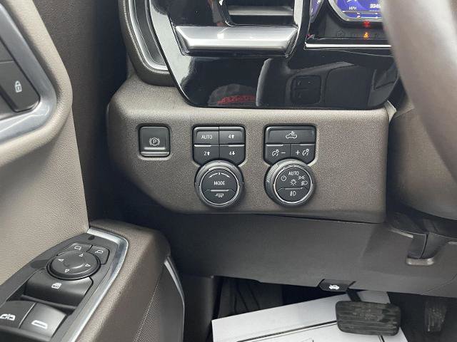 Used 2022 Chevrolet Silverado 1500 RST image 16