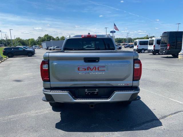 Used 2024 GMC Canyon AT4 w/ AT4 Premium Package AWD/4WD image 6
