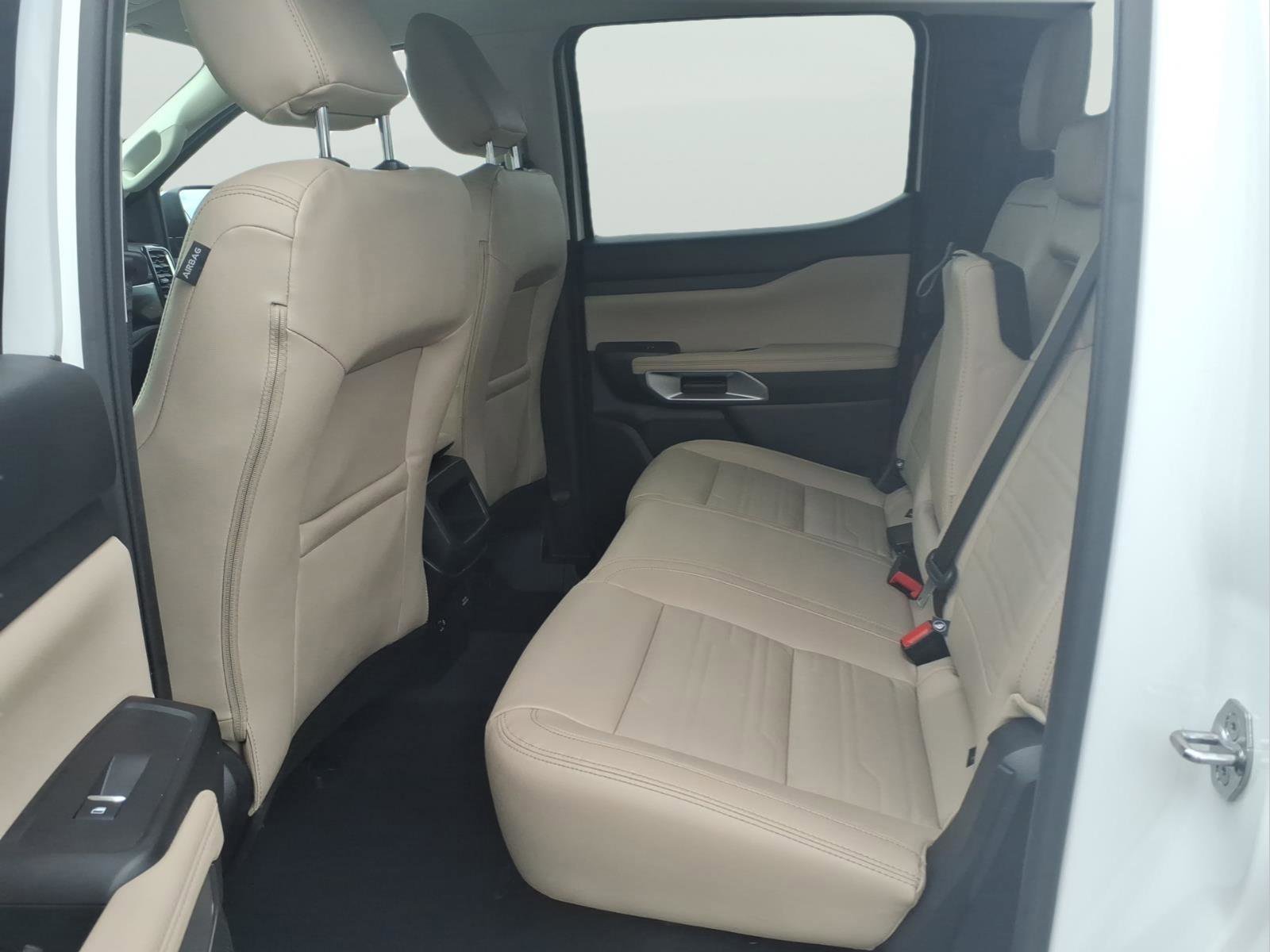 Certified 2024 Ford Ranger Lariat w/ Advanced Towing Package image 13