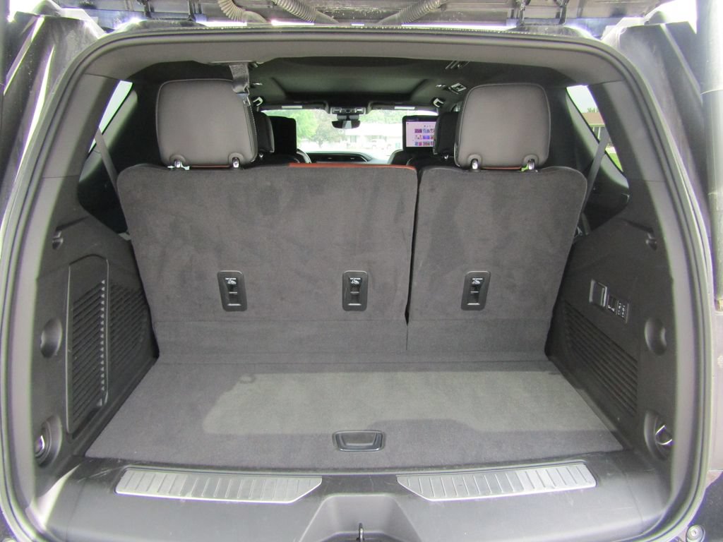 Used 2024 GMC Yukon Denali Ultimate AWD/4WD image 42