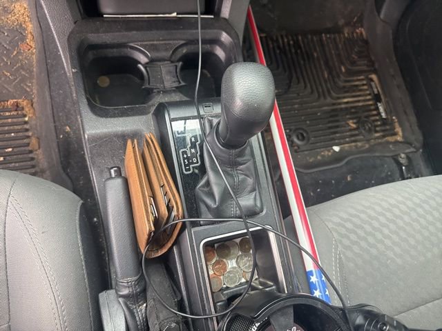 Used 2022 Toyota Tacoma SR image 14