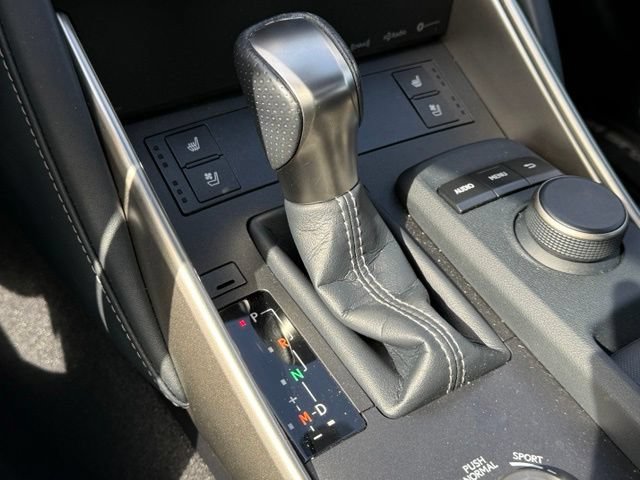 Used 2017 Lexus IS 200t F Sport w/ F Sport Package RWD image 28