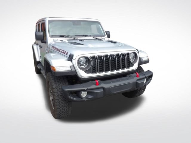 Used 2024 Jeep Wrangler Unlimited Rubicon AWD/4WD image 2