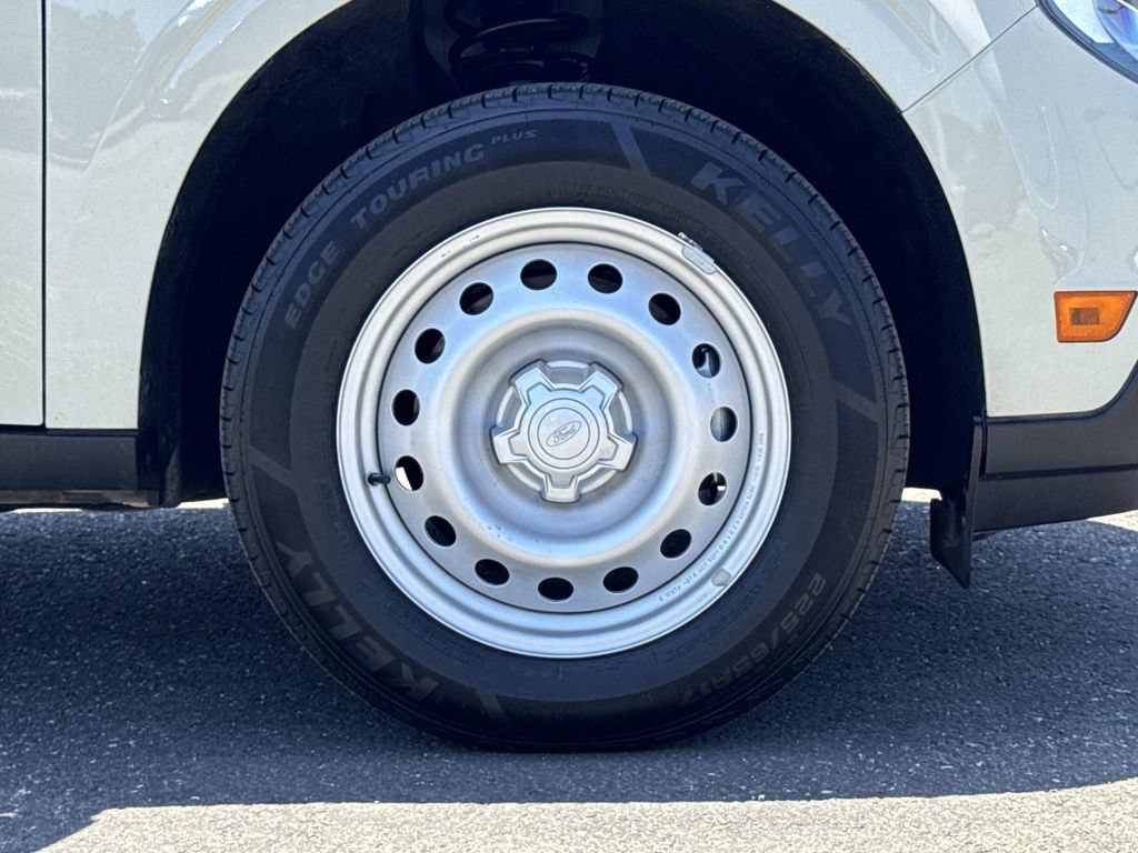 Certified 2025 Ford Maverick XL FWD image 31