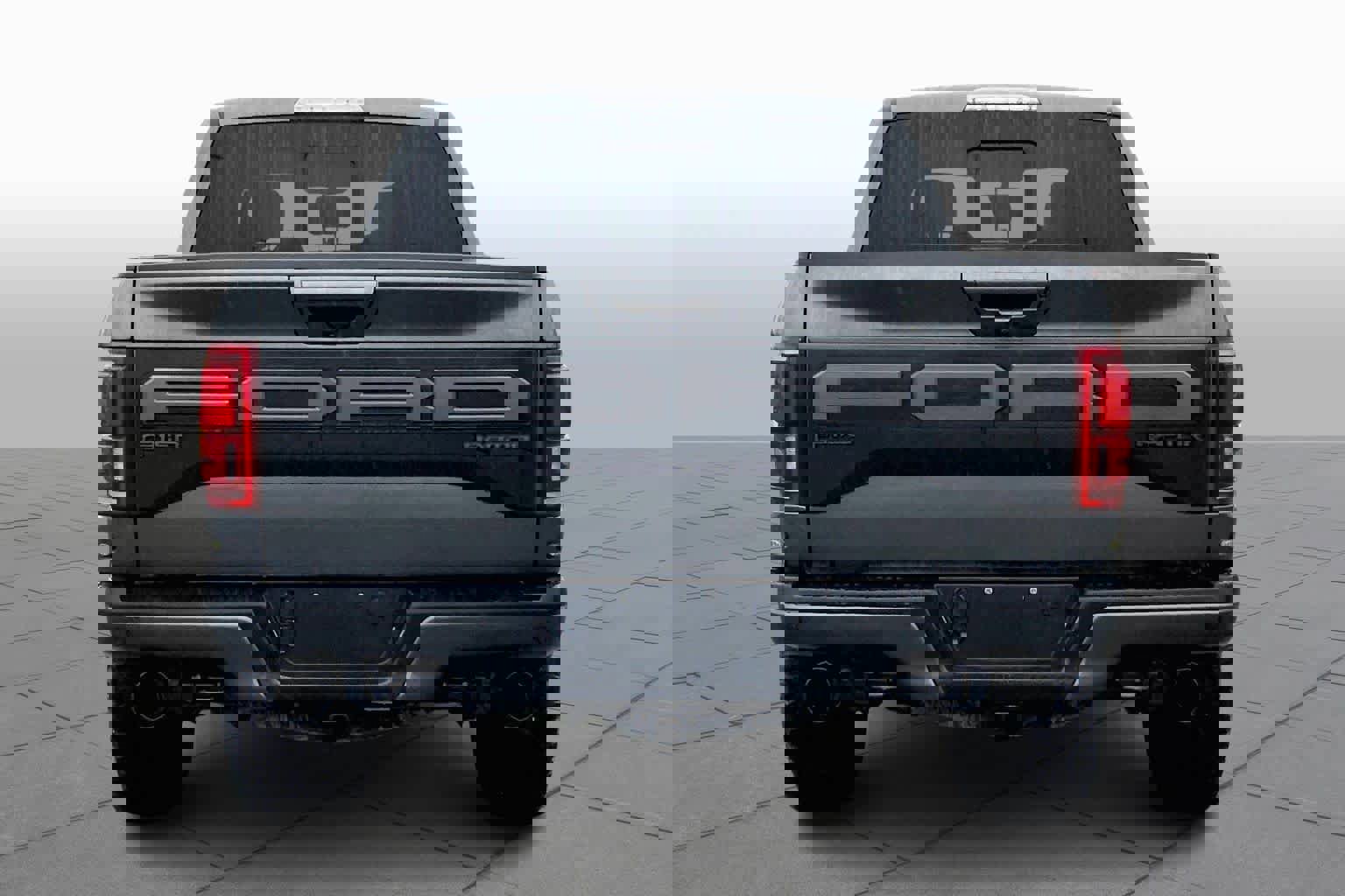 Certified 2019 Ford F150 Raptor w/ Equipment Group 802A Luxury image 3