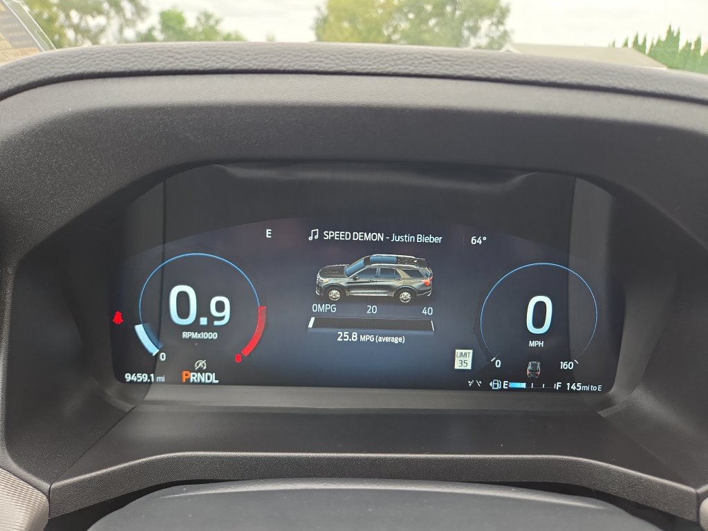 Certified 2025 Ford Explorer Active AWD/4WD image 13