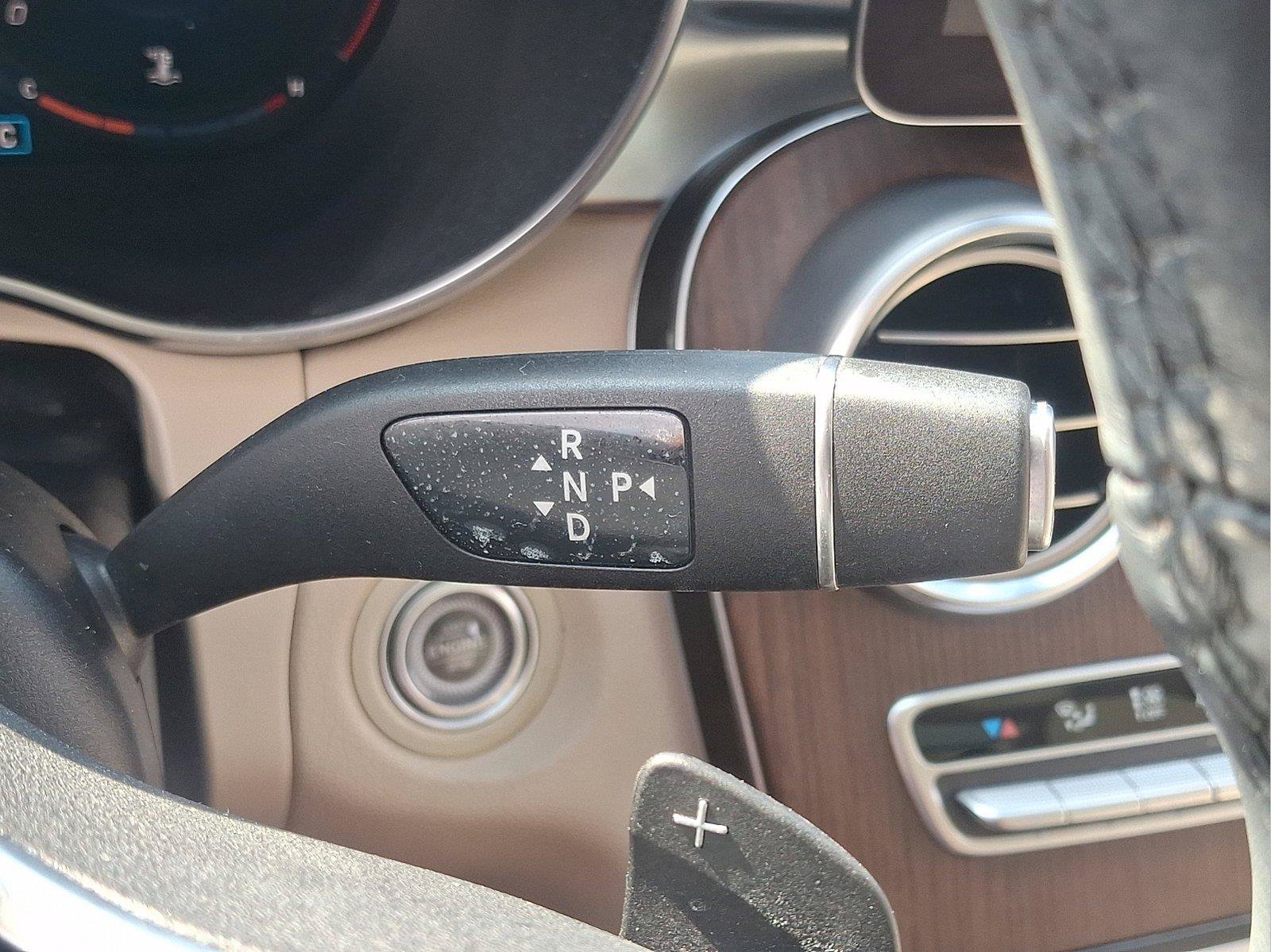 Used 2021 Mercedes-Benz GLC 300 4MATIC image 13