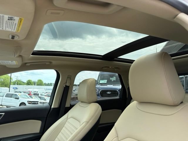 Certified 2021 Ford Edge SEL w/ Convenience Package AWD/4WD image 16