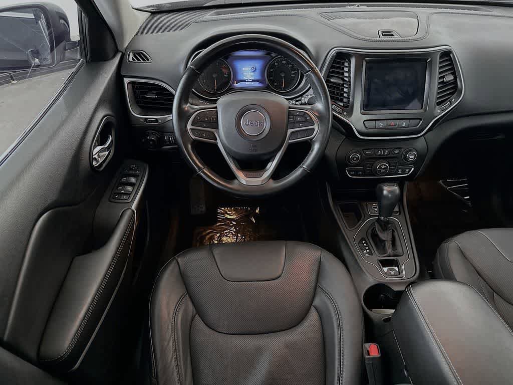 Used 2021 Jeep Cherokee Latitude Lux w/ Comfort/Convenience Group FWD image 10