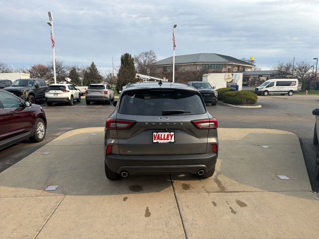 Certified 2026 Ford Escape ST-Line w/ Tech Pack #1 image 17