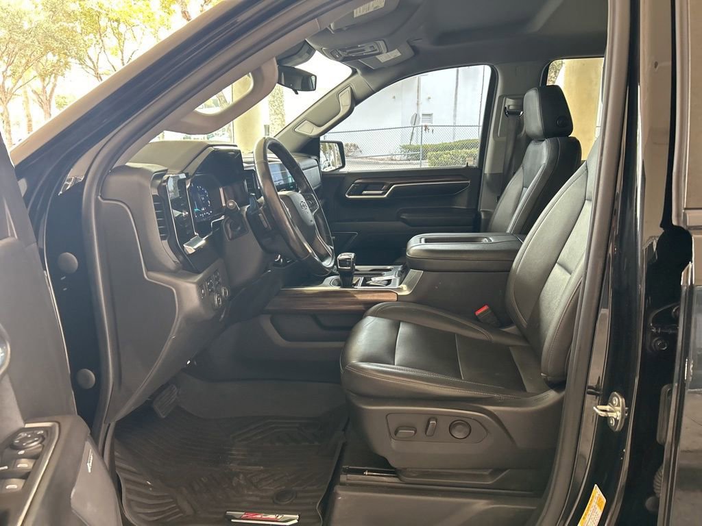 Used 2022 Chevrolet Silverado 1500 LT Trail Boss w/ LT Trail Boss Premium Package image 10