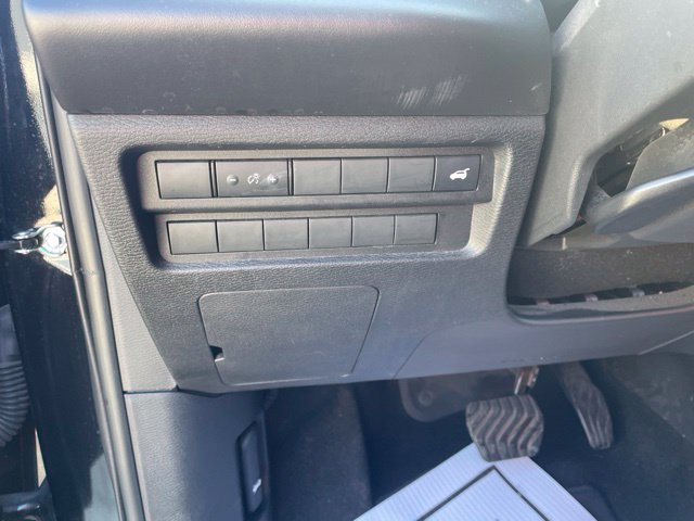Used 2025 Mitsubishi Outlander SE AWD/4WD image 11