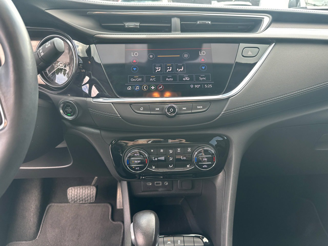 Used 2023 Buick Encore GX Select FWD image 30