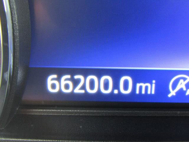 Certified 2020 Ford Explorer XLT w/ Equipment Group 202A image 20