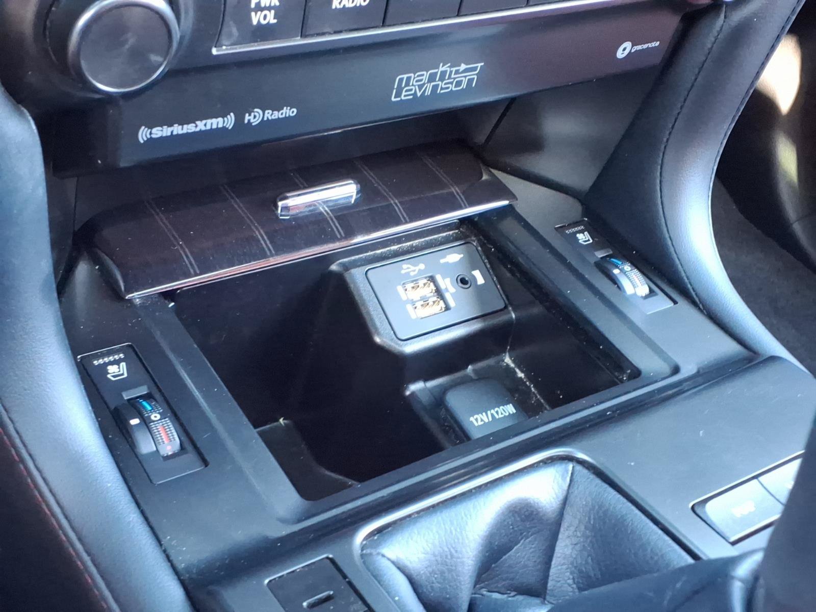 Used 2023 Lexus GX 460 Premium w/ Accessory Package AWD/4WD image 24