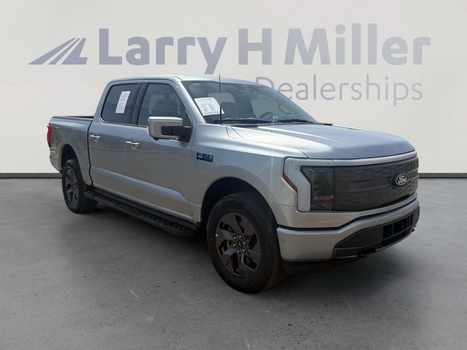 Certified 2024 Ford F150 Lightning Lariat image 7