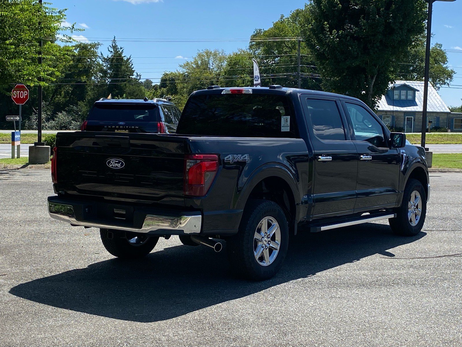 Certified 2025 Ford F150 XLT w/ Equipment Group 301A Standard AWD/4WD image 4