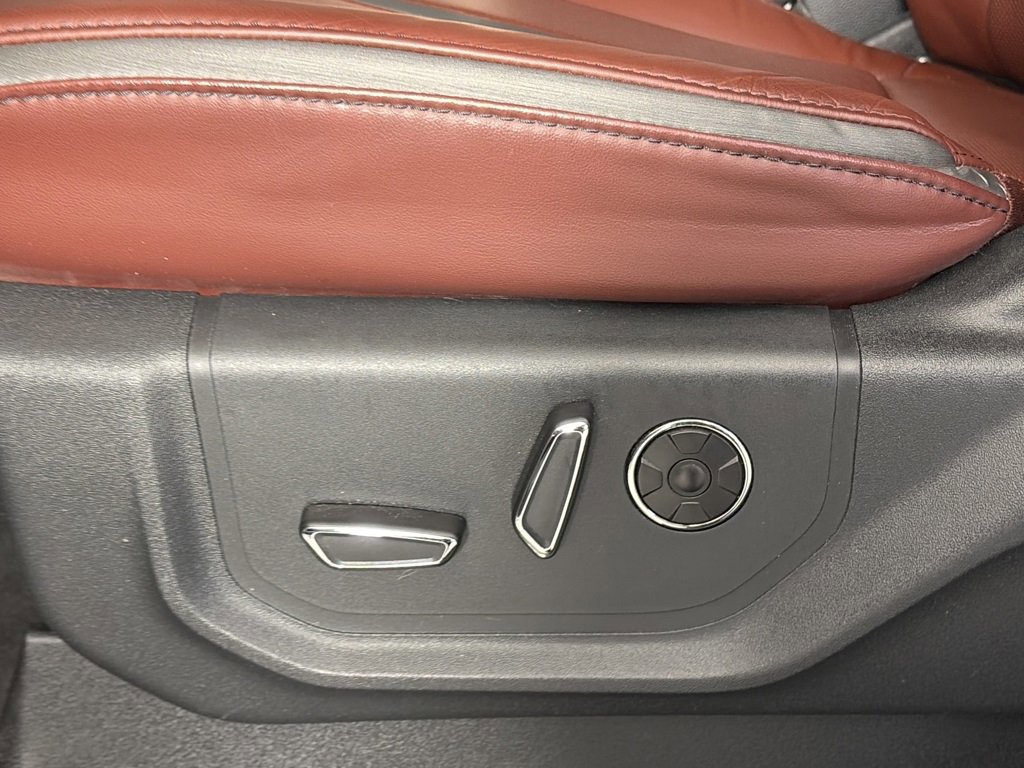 Certified 2022 Ford F350 Platinum image 27