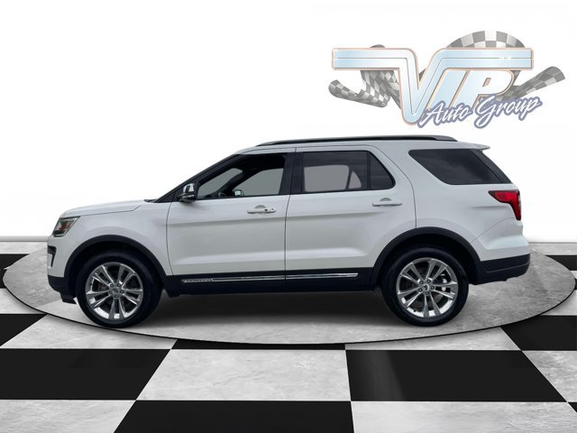 Certified 2019 Ford Explorer XLT w/ Equipment Group 202A AWD/4WD image 5