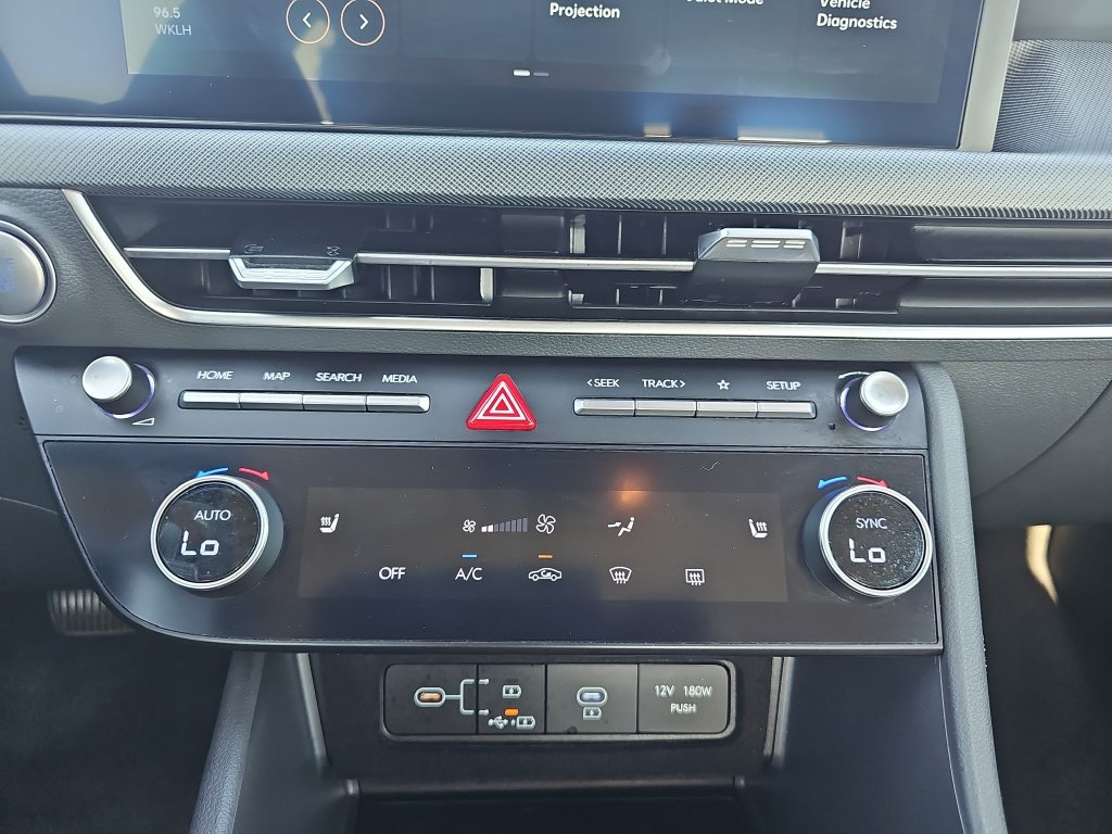 Used 2025 Hyundai Sonata SEL FWD image 21