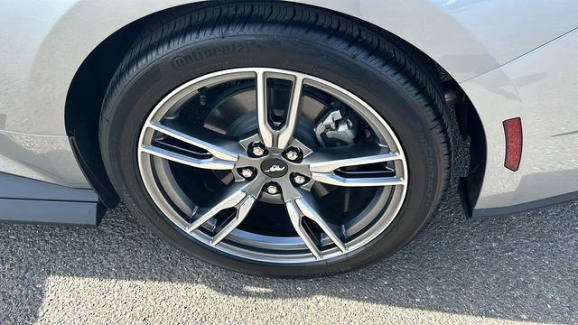 Certified 2024 Ford Mustang Coupe image 6