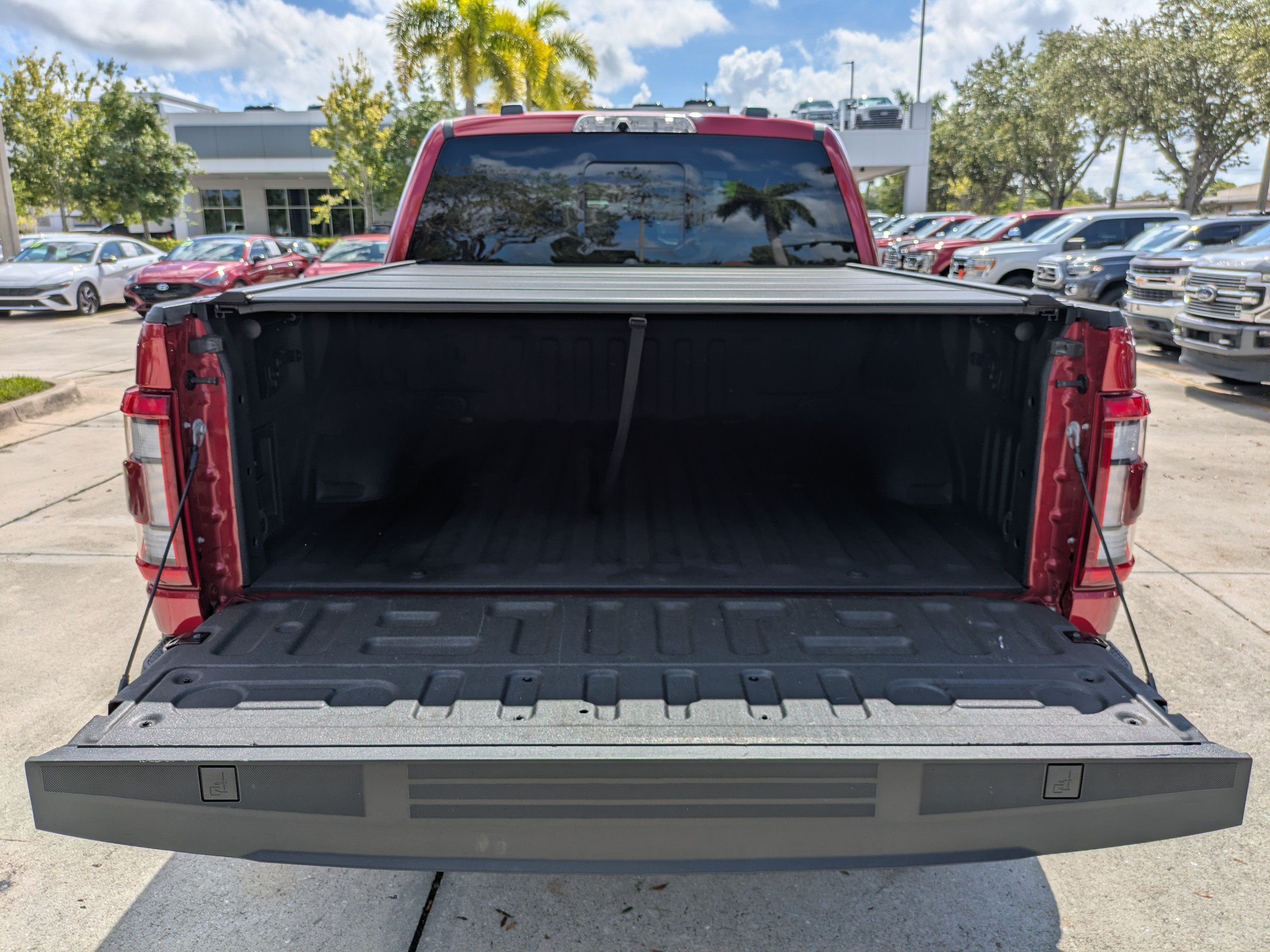 Certified 2023 Ford F150 Raptor w/ Raptor 37 Performance Package AWD/4WD image 13