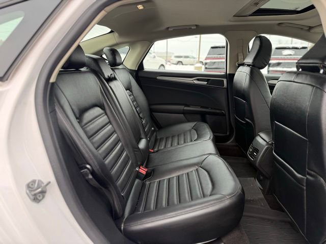 Certified 2020 Ford Fusion SE image 17