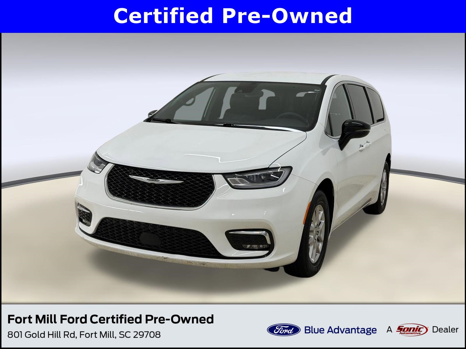 Used 2025 Chrysler Pacifica Select image 1