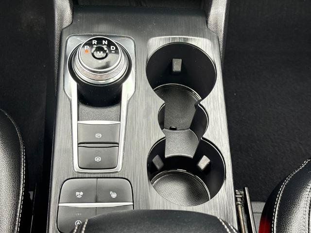 Certified 2020 Ford Escape Titanium AWD/4WD image 29