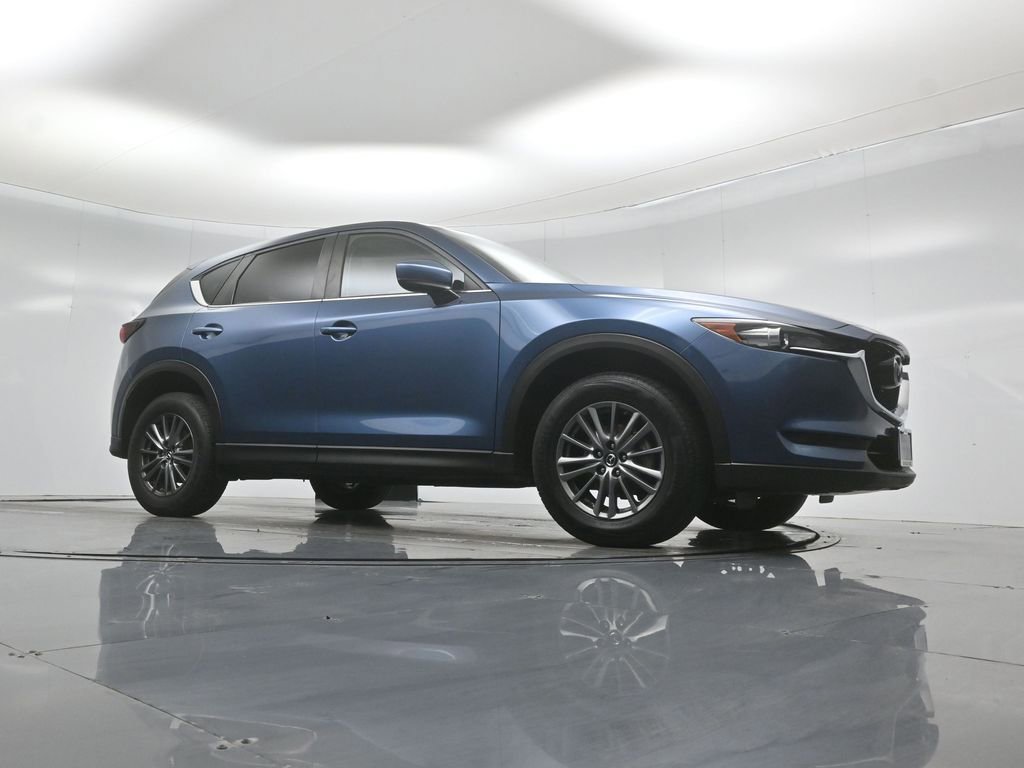 Used 2017 MAZDA CX-5 Touring w/ Preferred Equipment Package FWD image 3