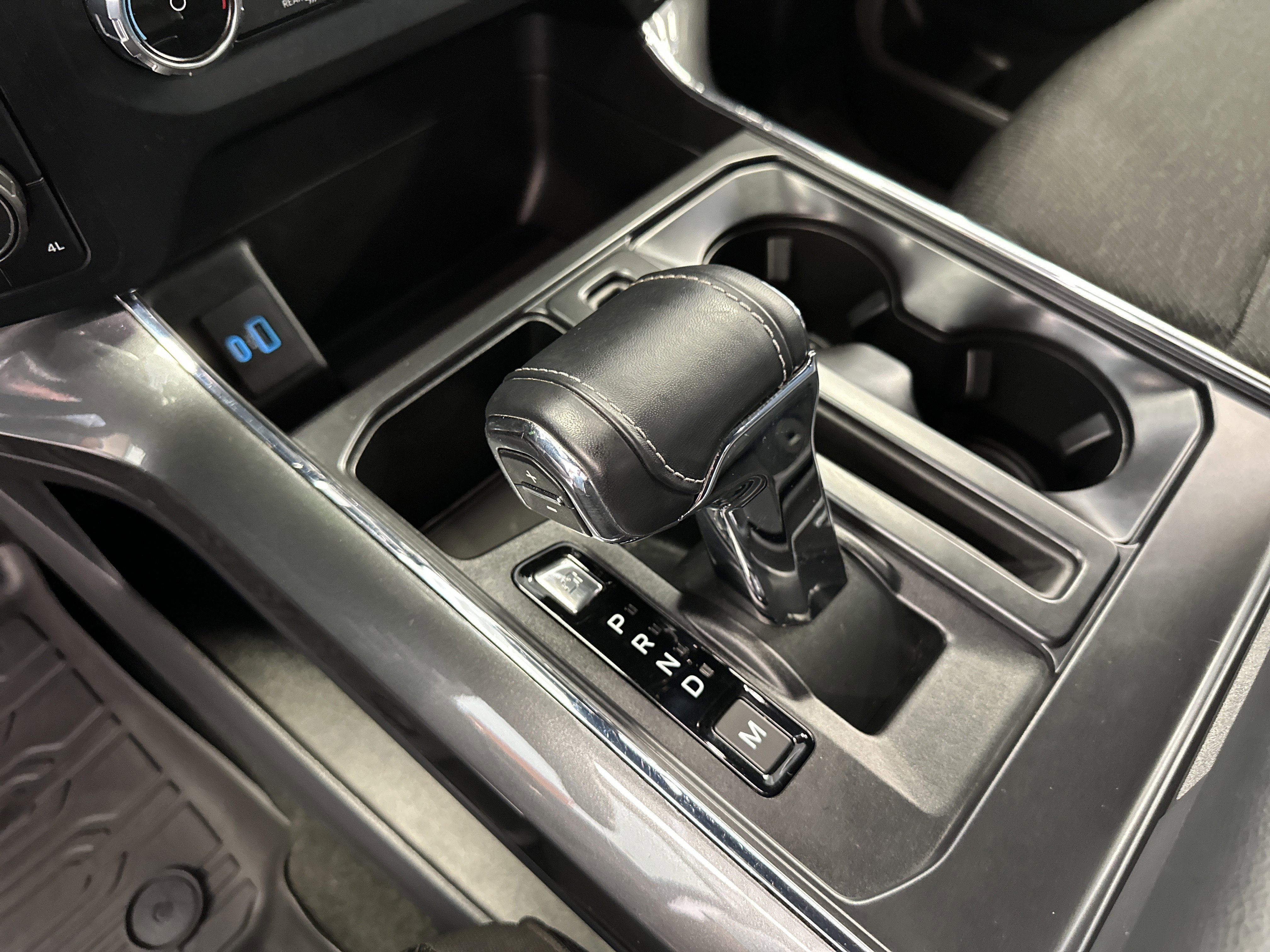 Certified 2022 Ford F150 XLT w/ Equipment Group 301A Mid image 29