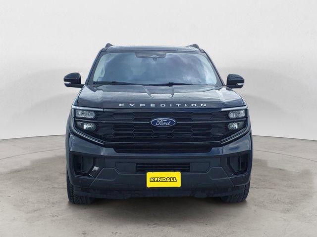 Certified 2025 Ford Expedition Active AWD/4WD image 8