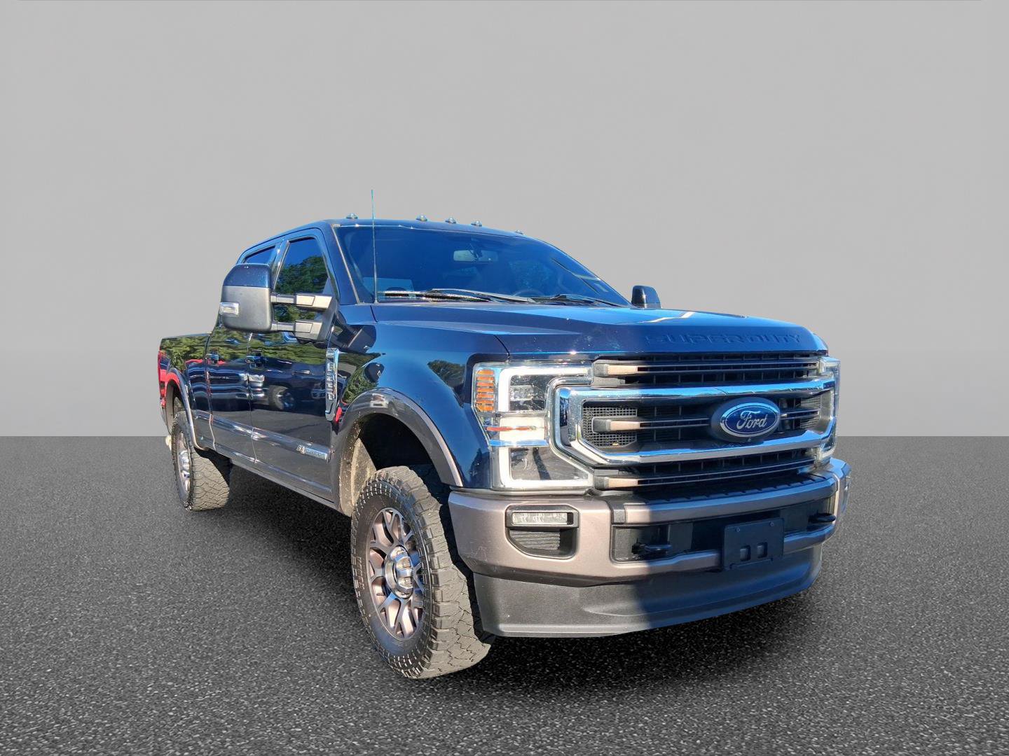 Certified 2022 Ford F250 King Ranch w/ King Ranch Ultimate Package AWD/4WD image 2