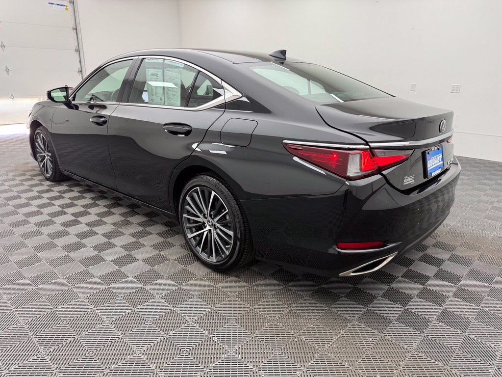 Used 2025 Lexus ES 350 w/ Premium Package FWD image 12