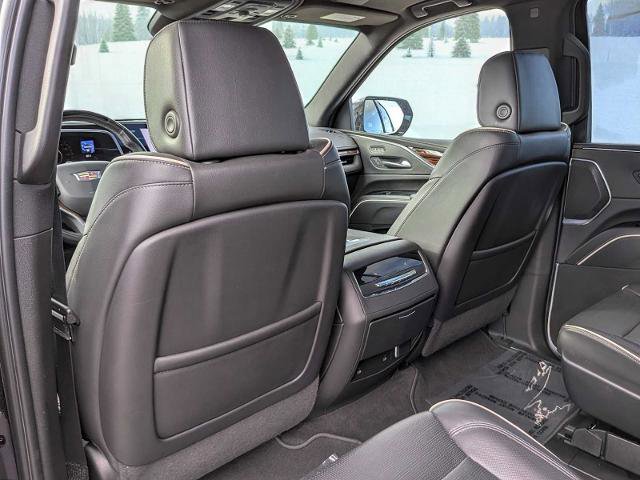 Used 2022 Cadillac Escalade Premium Luxury image 21