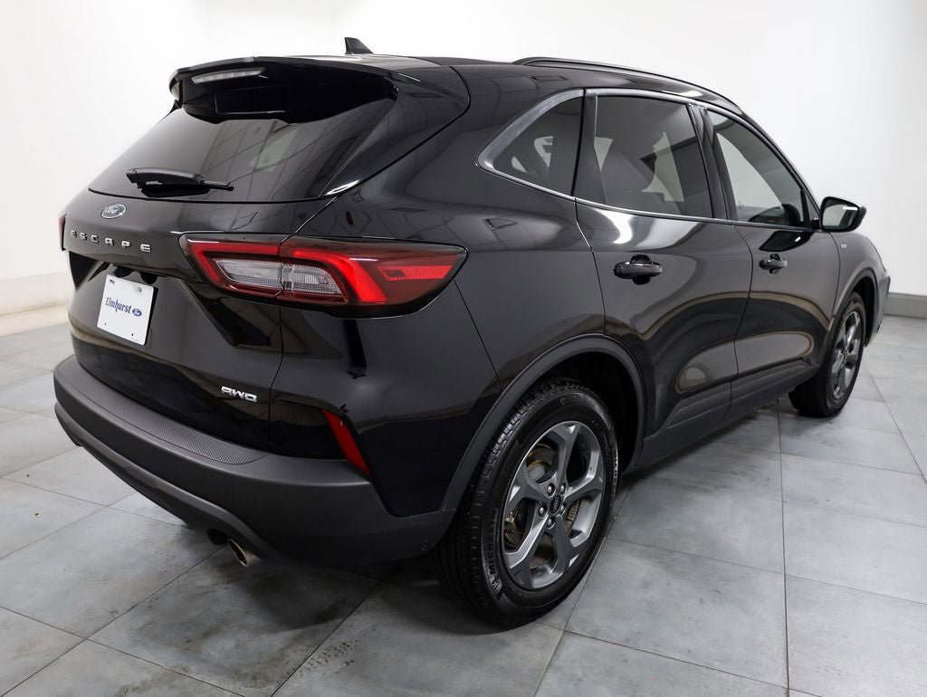 Certified 2025 Ford Escape ST-Line AWD/4WD image 6