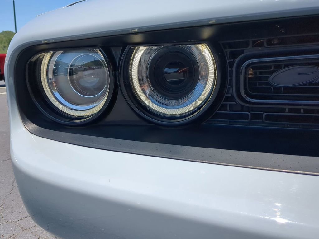 Used 2020 Dodge Challenger SXT w/ Blacktop Package image 13