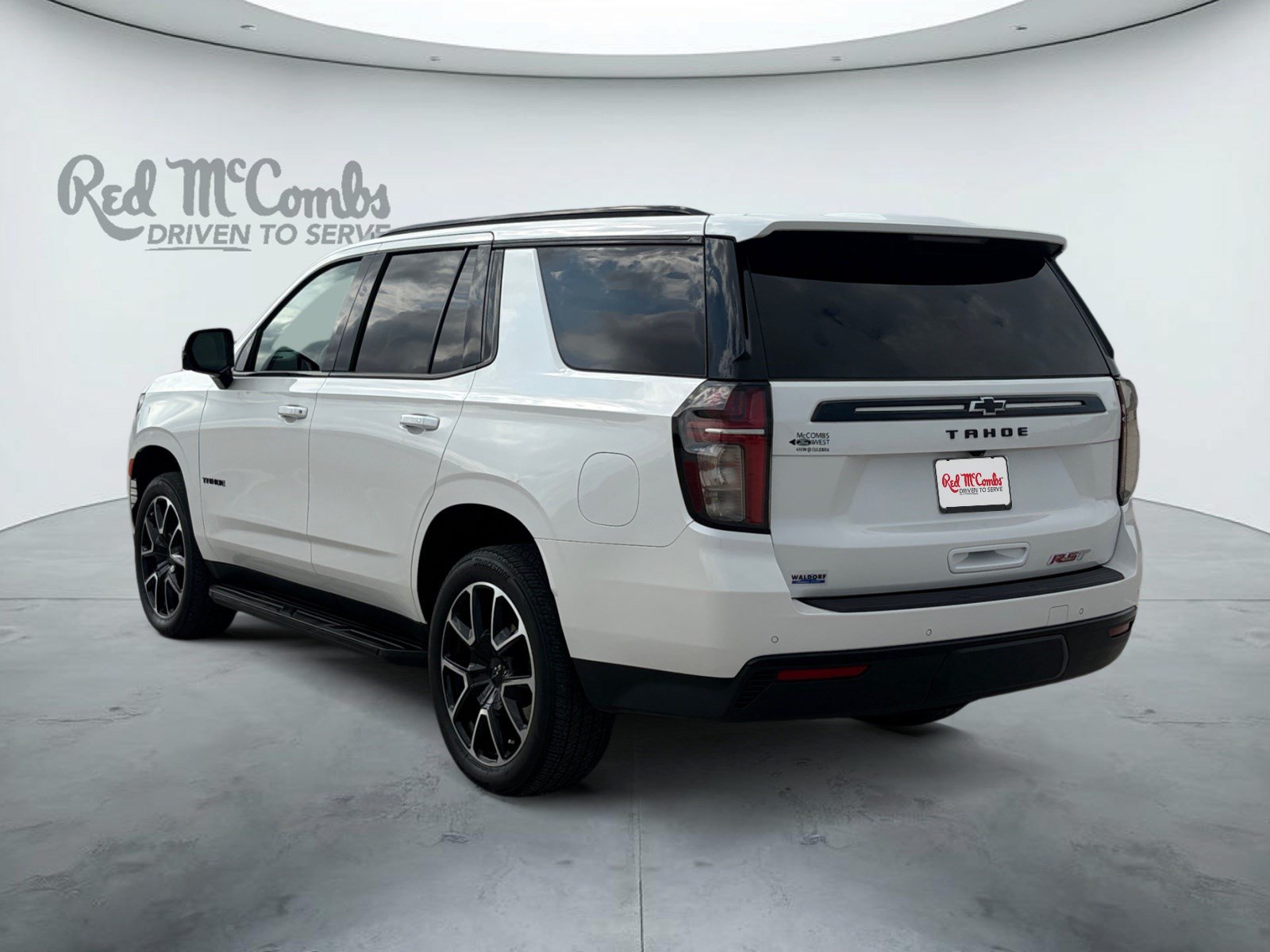 Used 2023 Chevrolet Tahoe RST w/ Luxury Package AWD/4WD image 7