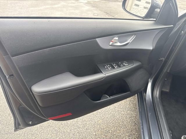 Used 2024 Kia Forte LXS FWD image 15