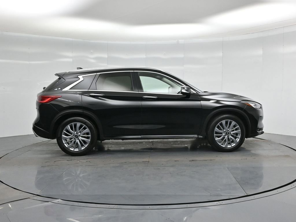 Used 2024 INFINITI QX50 Luxe image 11